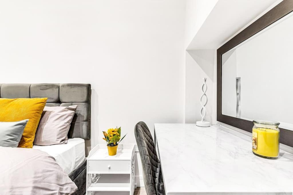 Luxaway Holland Park With Ac - Sleeps 8 Apartamento