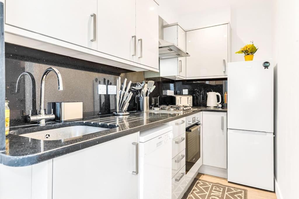 Luxaway Holland Park With Ac - Sleeps 8 Apartamento *